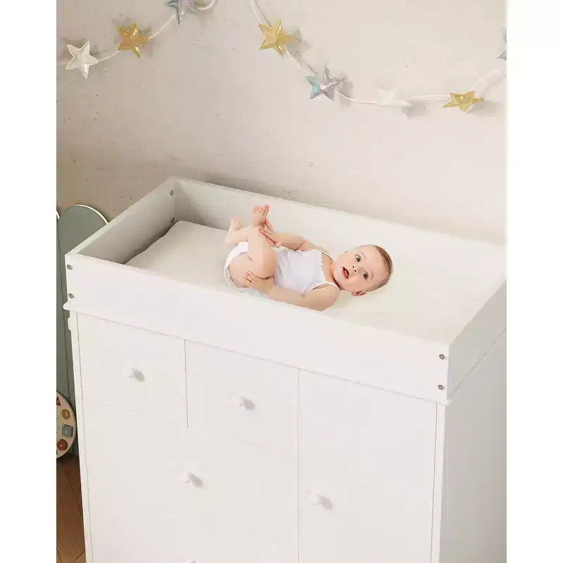 Modern Wood Baby Changing Table Dresser with 3 Drawers and Cabinet, Diaper Changing Station and Nursery Furniture for Kids Room and Bedroom